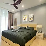 Encorp Marina ,Bathtub 2Br/6 Pax